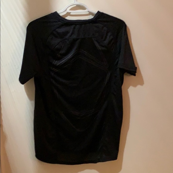 Fila Shirt - Picture 3 of 3